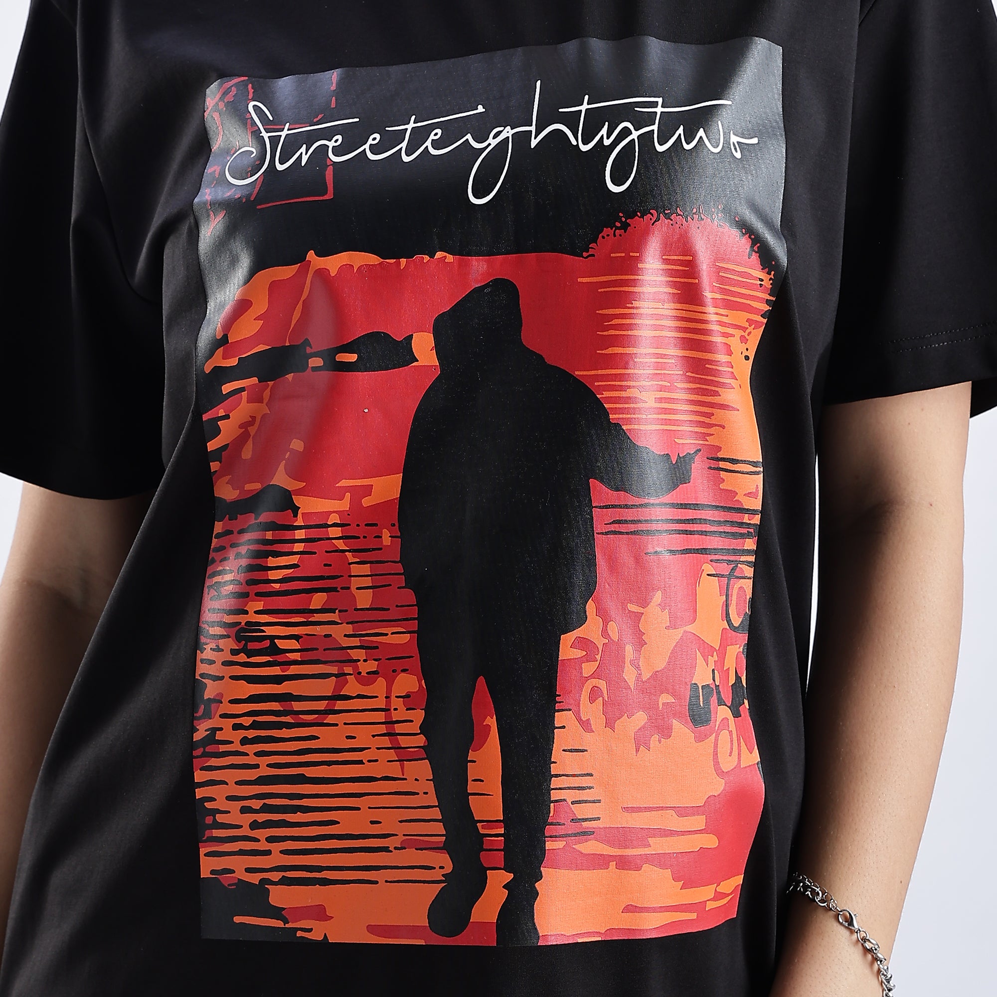 Solus Tee