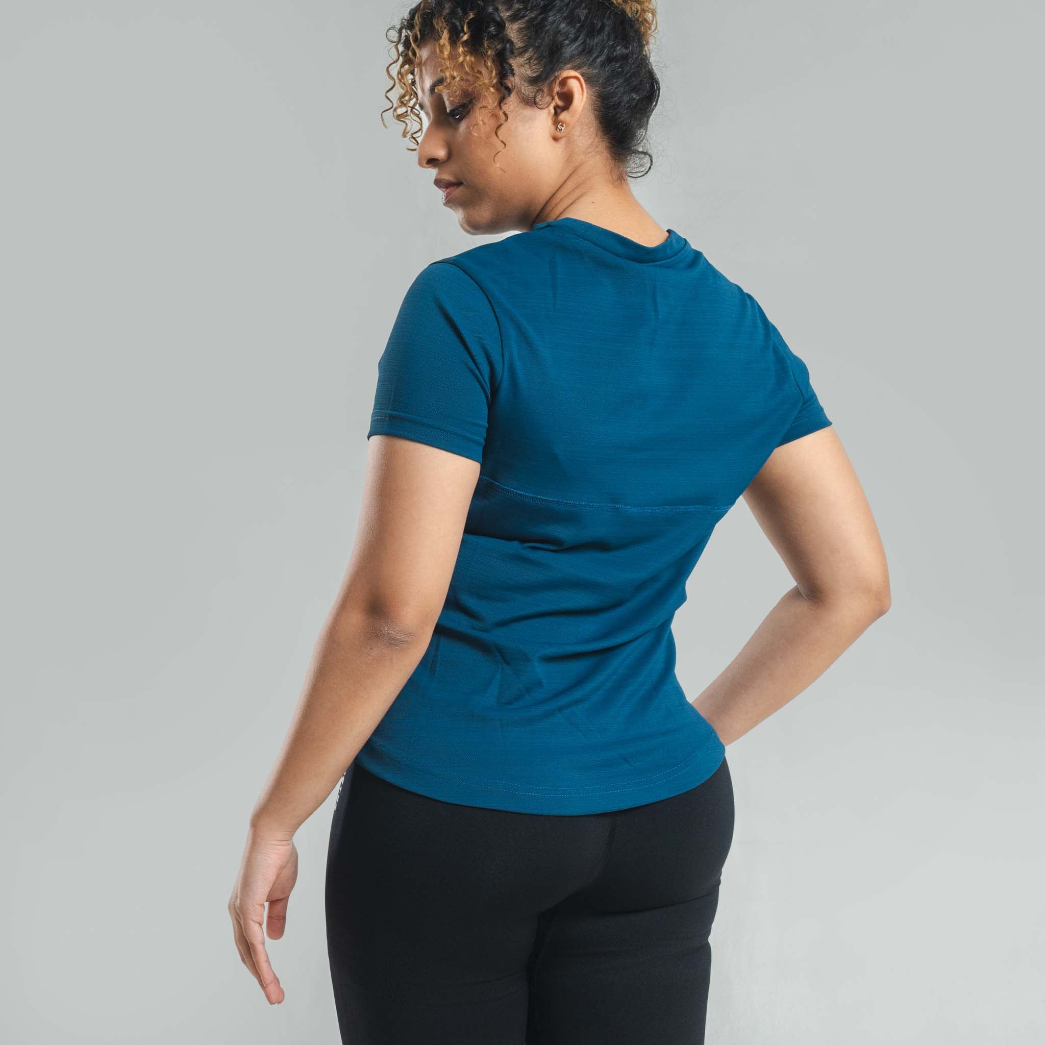 Crew neck lady top, Short Length