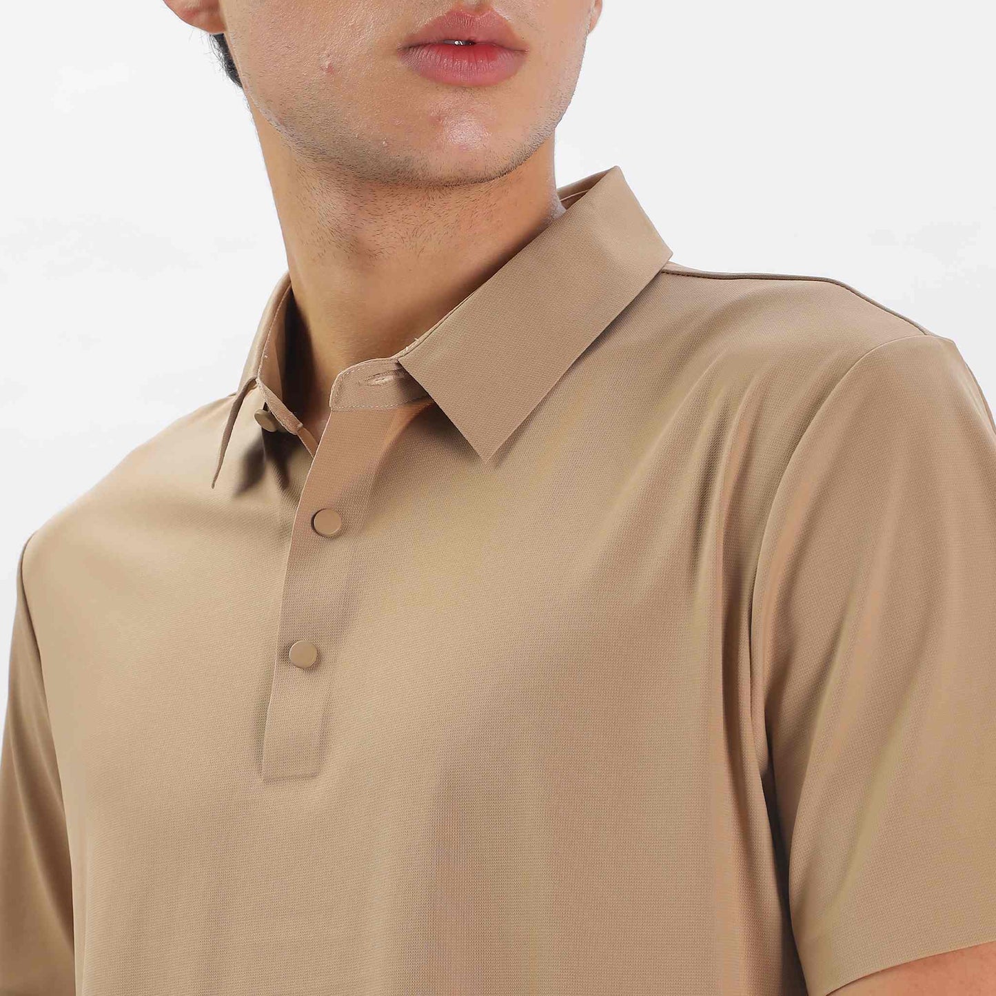 Men Polo Collar T-shirt with Seamless Sleeves