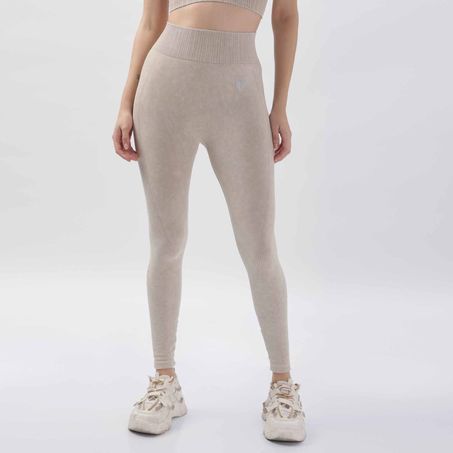 Solid fade look knitted High Waisted Gym Wear Leggings