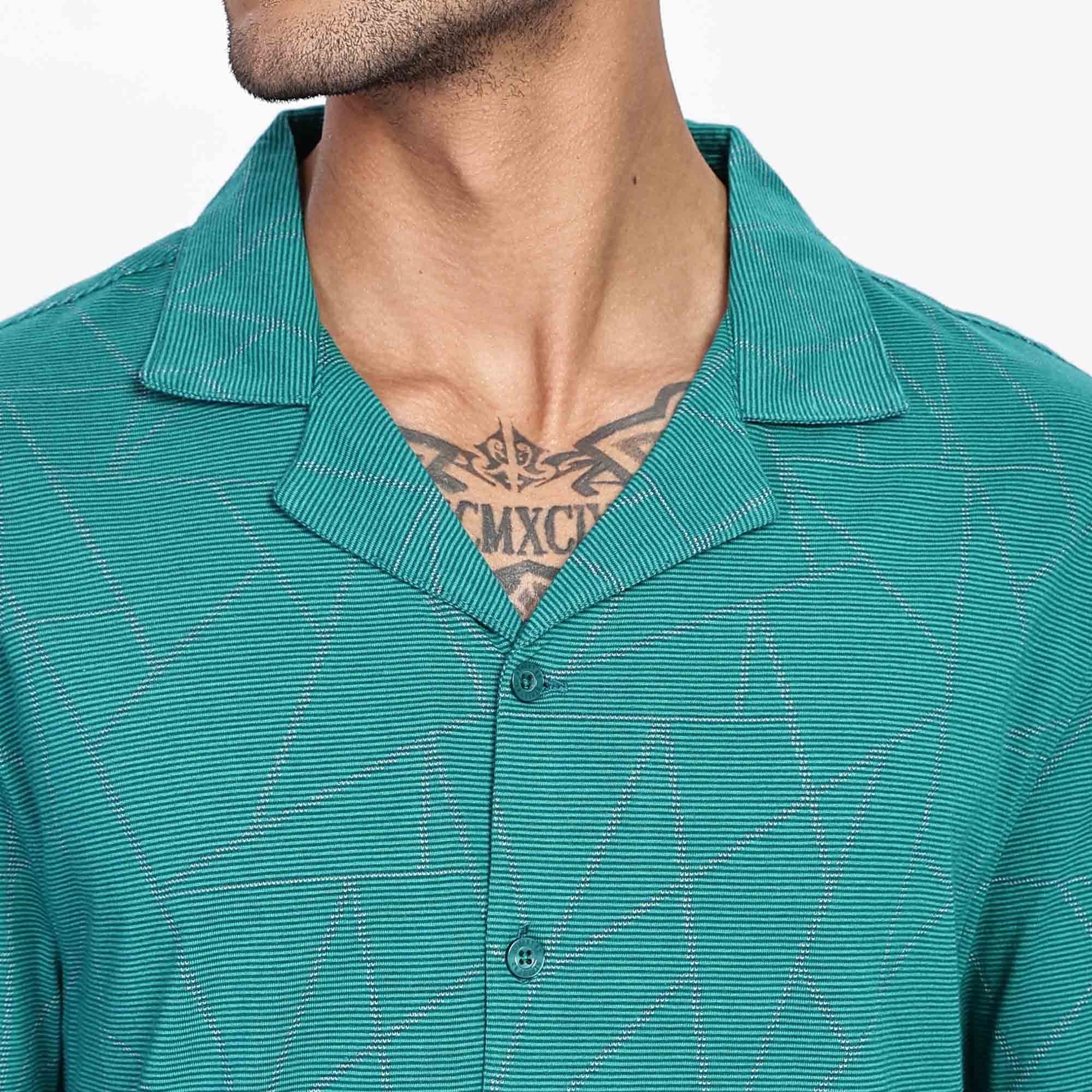 Cuban collar Oversize Short Sleeved  Shirt with Polygon Design