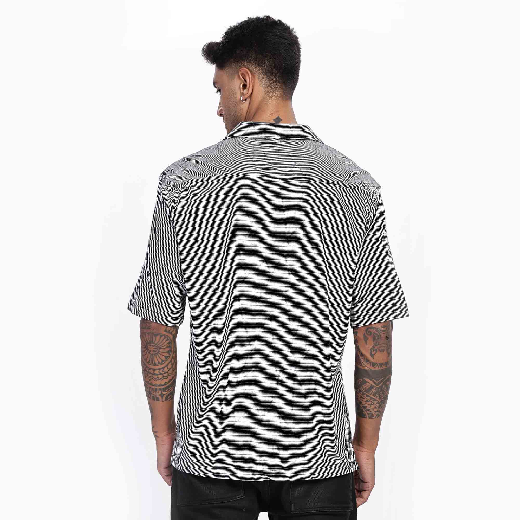 Cuban collar Oversize Short Sleeved  Shirt with Polygon Design