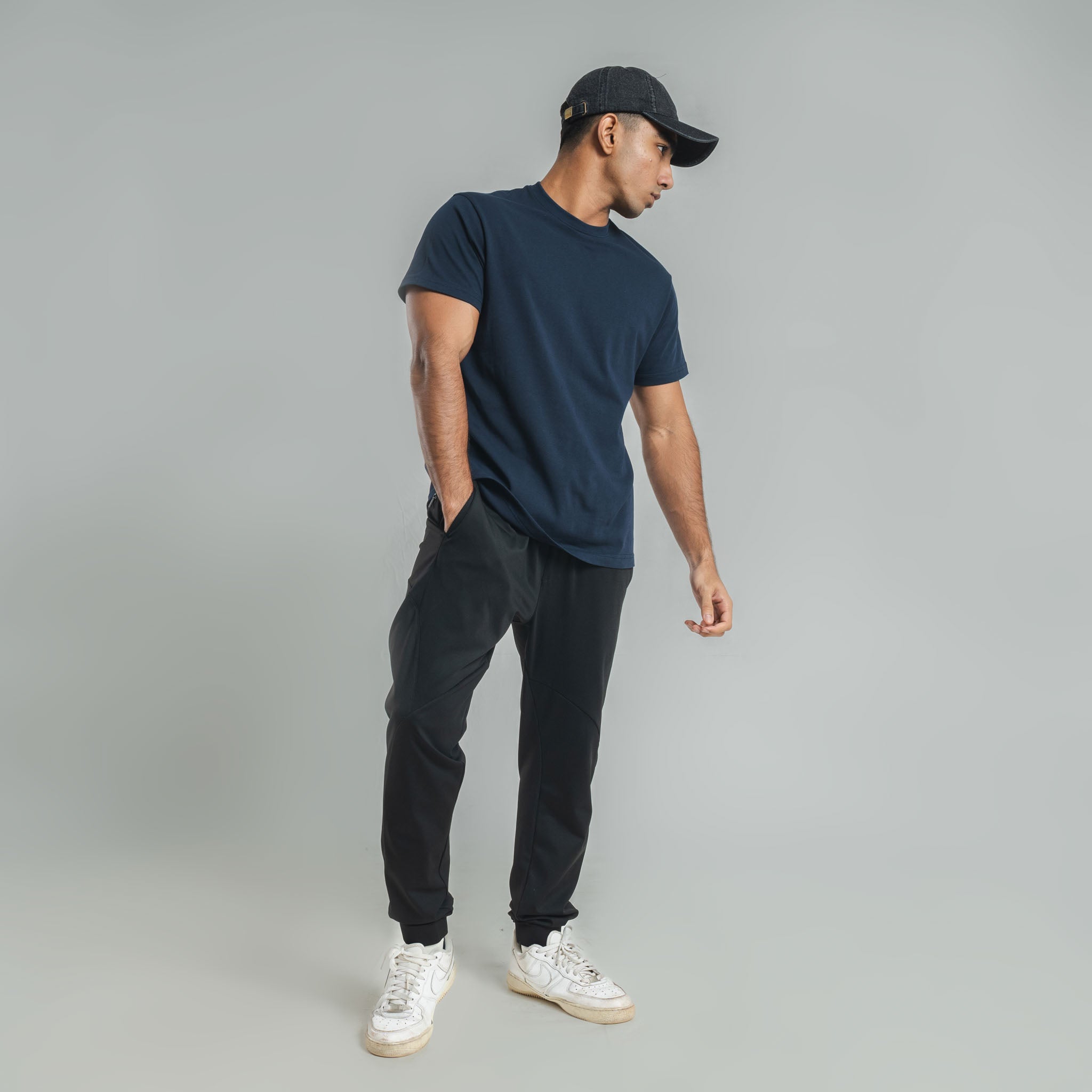 Plain Navy Blue crew neck essential t-shirt