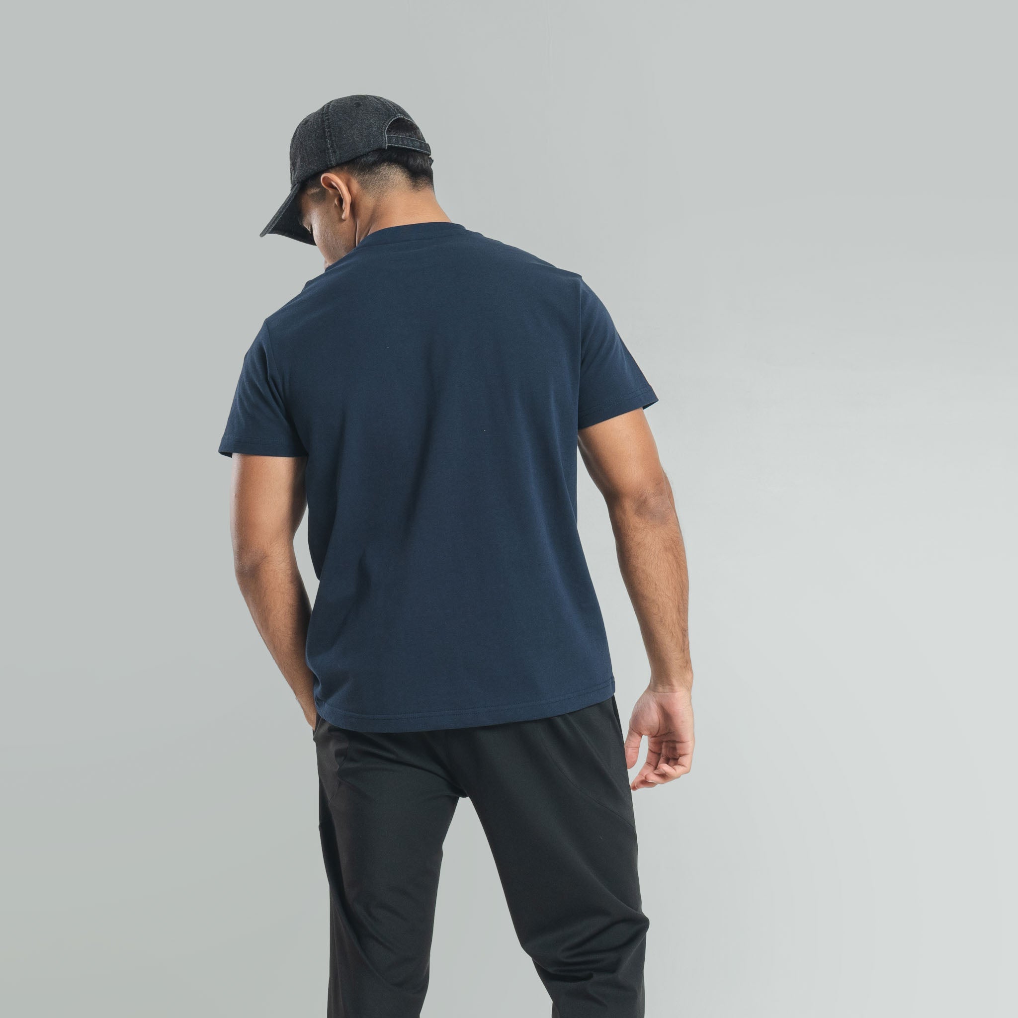 Plain Navy Blue crew neck essential t-shirt