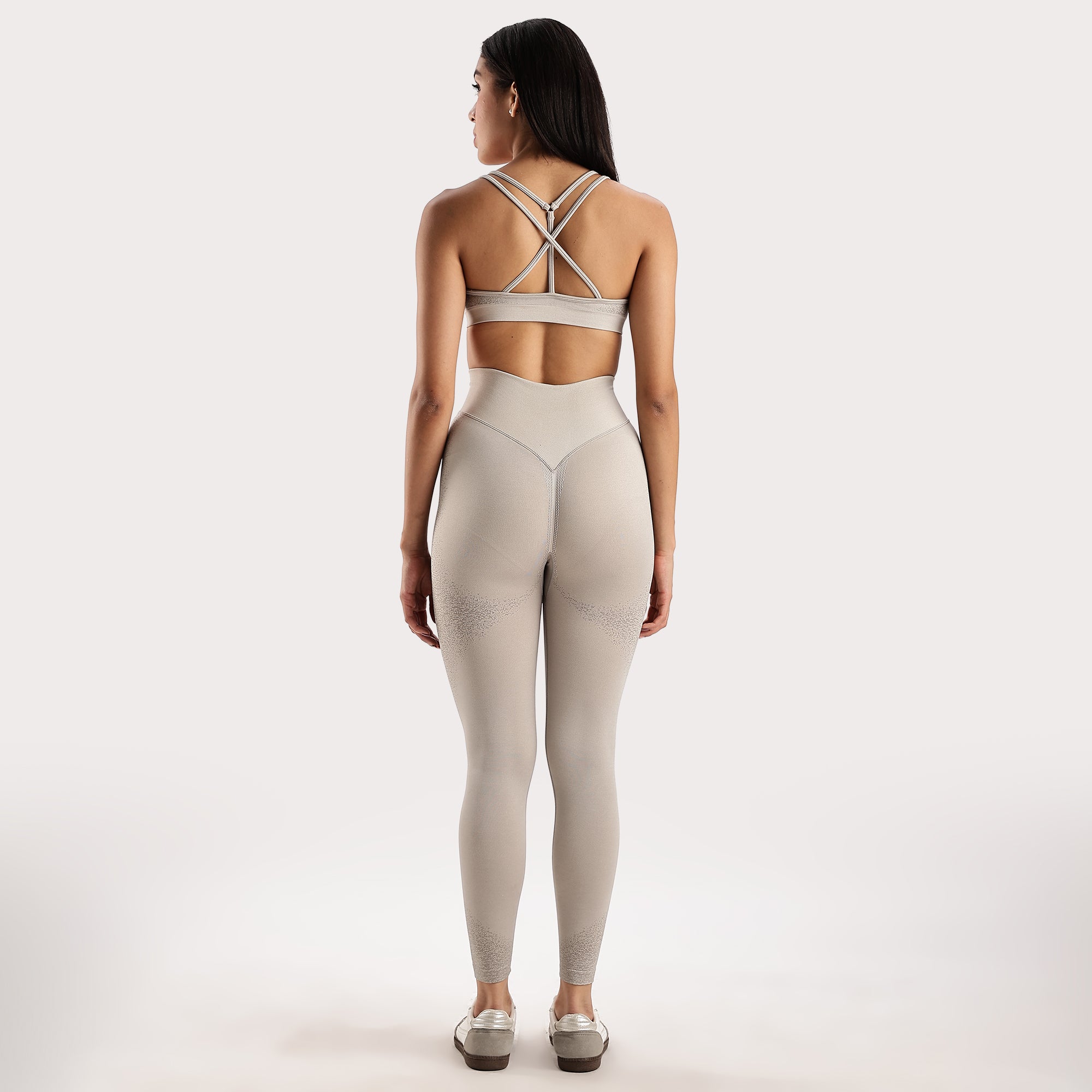 Gradient sports bra