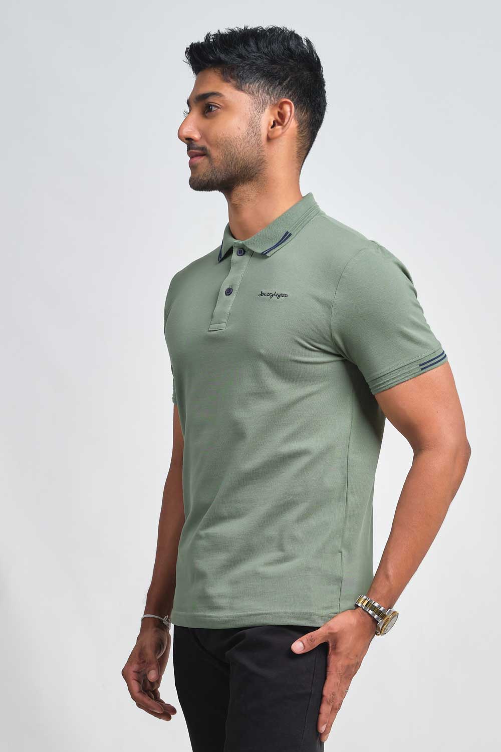 Plain premium cotton with signature logo embroidery in chest, Slim fit polo T-shirt