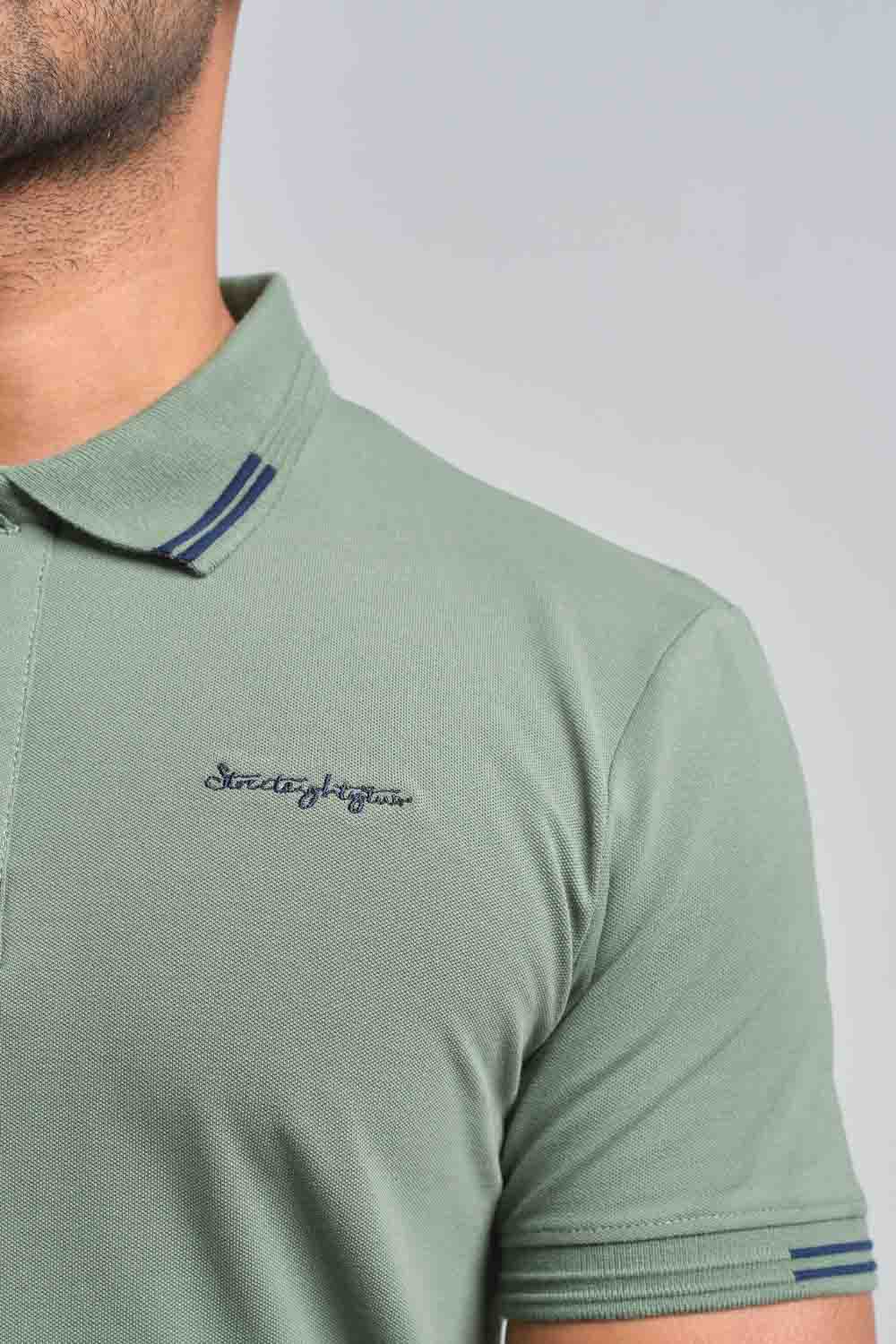 Plain premium cotton with signature logo embroidery in chest, Slim fit polo T-shirt